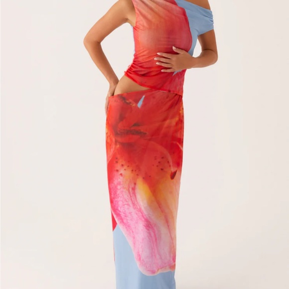 Peppermayo Dresses & Skirts - Peppermayo Asymmetrical Dress in Red and Blue